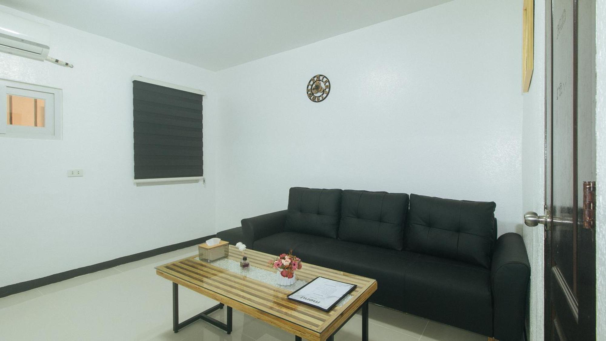 Lavita By Reddoorz Ángeles Extérieur photo